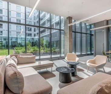 1250 Avenue Thérèse-Lavoie-Roux, Montréal, QC - Photo 4