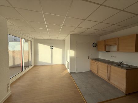 Location Appartement 1 pièce 36m² - Photo 3