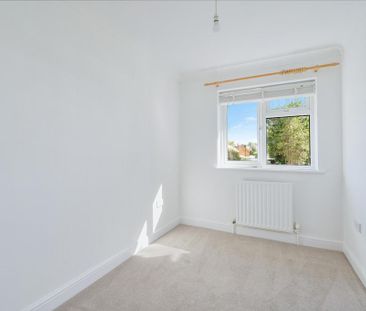 3 bedroom detached house to rent - Photo 6