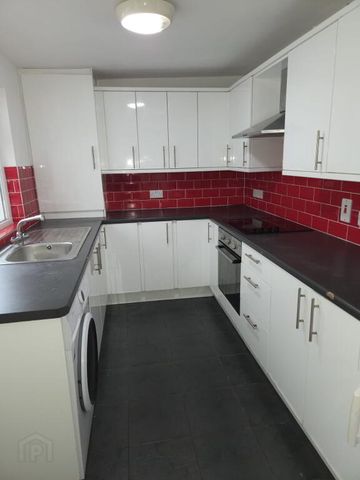 Room's To Let, 68 Tates Avenue, July Start Date, Belfast, BT9 7BY - Photo 3