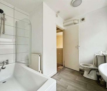 Curtis Street, Swindon, SN1 - Photo 4