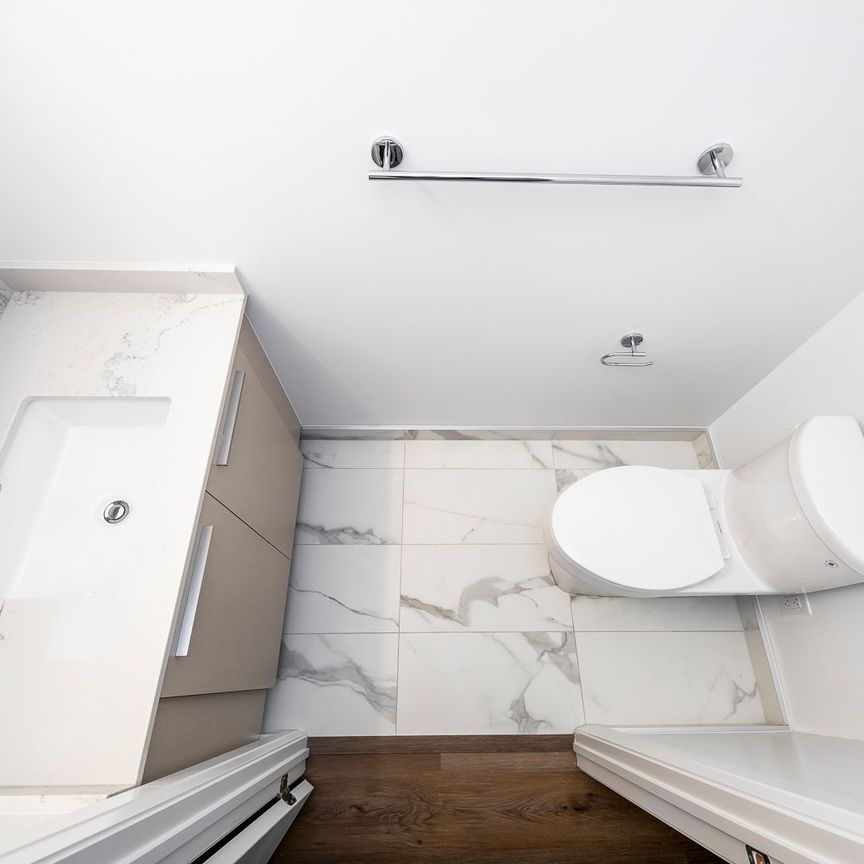 For Lease - 65 Broadway Avenue Unit# 307, Toronto, Ontario - Photo 1