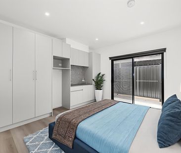 Brand New |Fully Furnished Studio - All Bills Included - Photo 4