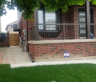 For Lease - 4 Continental Road, Brampton, Ontario - Photo 4