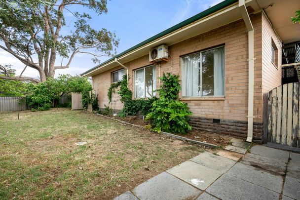 Relaxed Mandurah Living with Great Entertaining Space - Photo 1