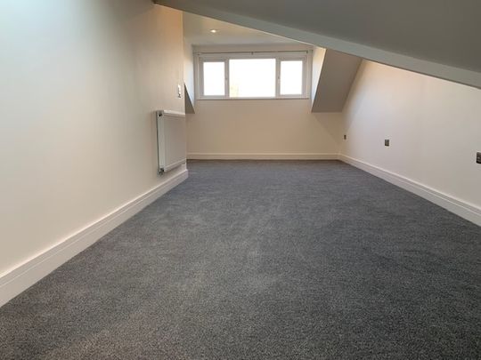 Singleton Road, Splott - Photo 1