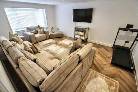 3 bedroom bungalow to rent - Photo 2