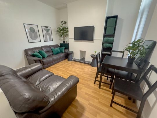 2 bedroom house share to rent - Photo 1