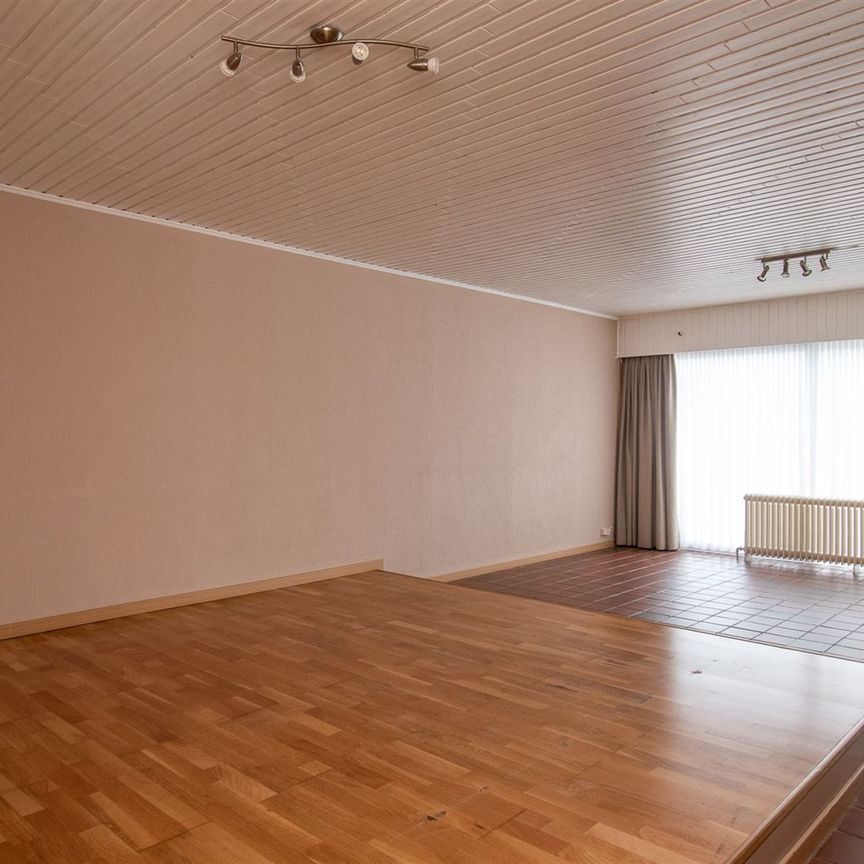 Appartement met 2 slaapkamers en terras - € 950 - Photo 1