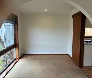 THREE BEDROOM FAMILY HOME - Photo 6