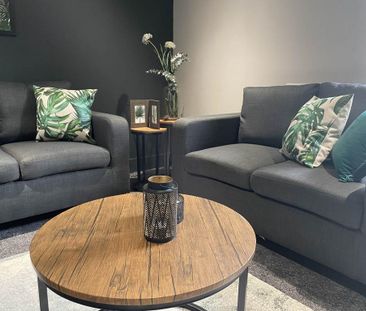 1 bedroom in a house share to rent - Photo 2