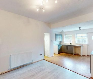 2 bedroom end of terrace house to rent - Photo 1