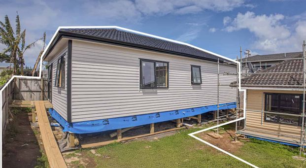 Brand new home Papatoetoe - Photo 1