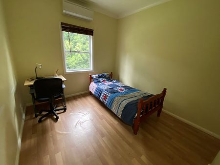 2-bedroom shared granny flat, Gipps Road - Photo 2