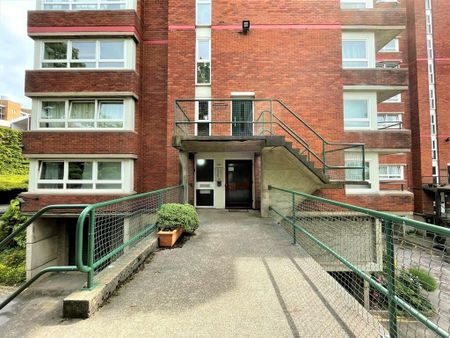 Studio Flat, Irving House, BS1 - Photo 4