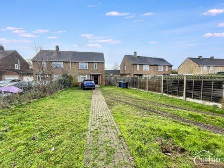 2 bedroom semi-detached house to rent - Photo 4