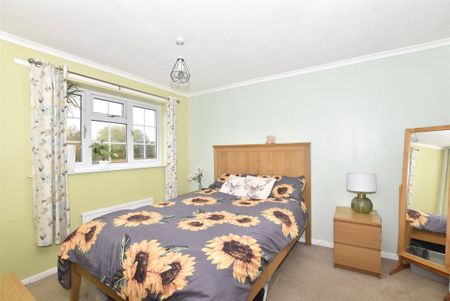 Cautletts Close, Midsomer Norton, Radstock, Somerset, BA3 - Photo 4