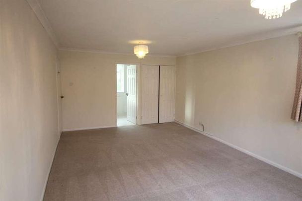 Dunnock Way, Wargrave, RG10 - Photo 1