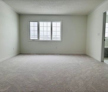 For Lease - 10 Reigate Avenue, Whitby, Ontario - Photo 2