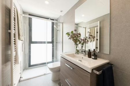 Calle de la Alfalfa, Madrid, Community of Madrid 28029 - Foto 5