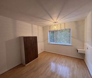 Kensington Court, Salford, M7 - Photo 6