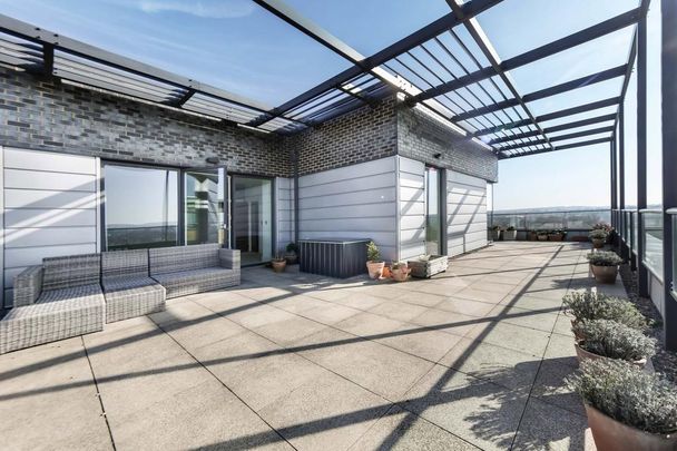 3 bedroom penthouse to rent - Photo 1
