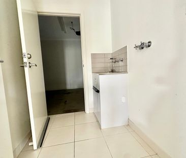 105 Moondarra Drive, Berwick, Vic 3806 - Photo 6