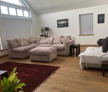 5 bedroom bungalow to rent - Photo 4