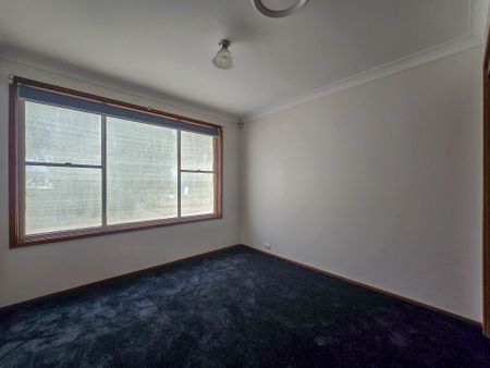 Space, Privacy & Fresh Updates- Rural Living in sort after Catherine Fields - Photo 3