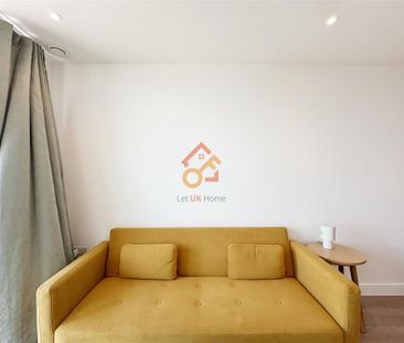 Studio to rent - Photo 1