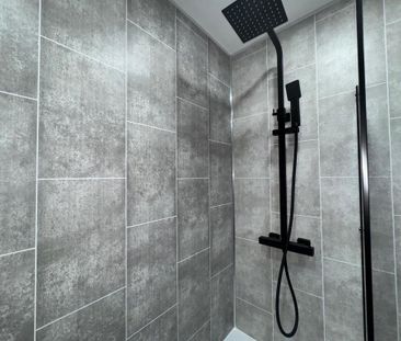 4 bedroom detached house to rent - Photo 3