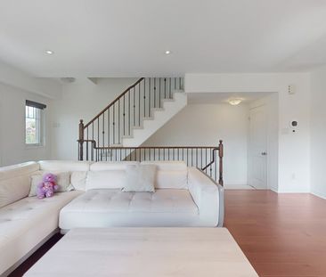 For Lease - 5585 Oscar Peterson Boulevard Unit# 2, Mississauga, Ont... - Photo 2