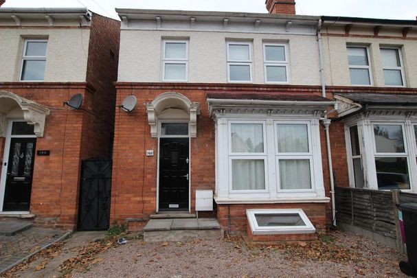 4 bedroom semi-detached house to rent - Photo 1