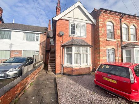 2 bedroom flat to rent - Photo 4