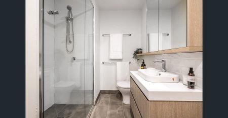 Near-New Brilliance, Stylish Two-Bedroom Apartment Living - Photo 5