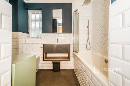 2 bedroom apartment to rent Suncourt, Rye Close, Worthing, BN11 - Photo 4