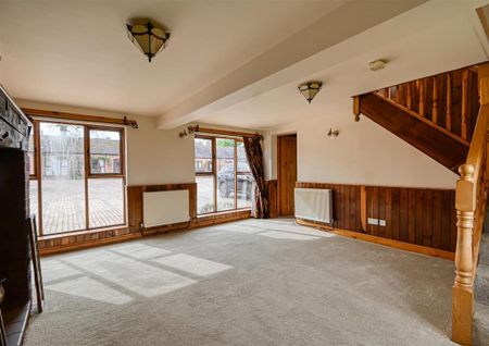 2 bedroom barn conversion to rent - Photo 3