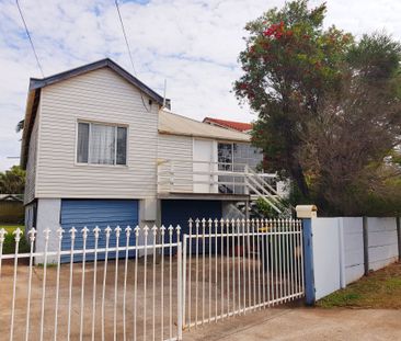 Queenslander Home in Great Location - Photo 6