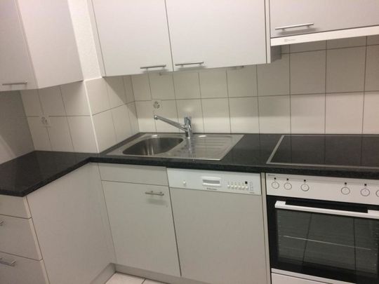 Genossenschaftswohnung (ohne Balkon) Nähe Tissotarena und Tierpark - Photo 1