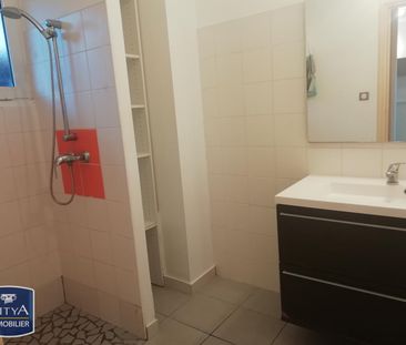 Location Appartement 2 pièces 44m² LE TAMPON 97430 - Photo 4