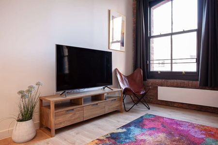 School Street - Photo 5