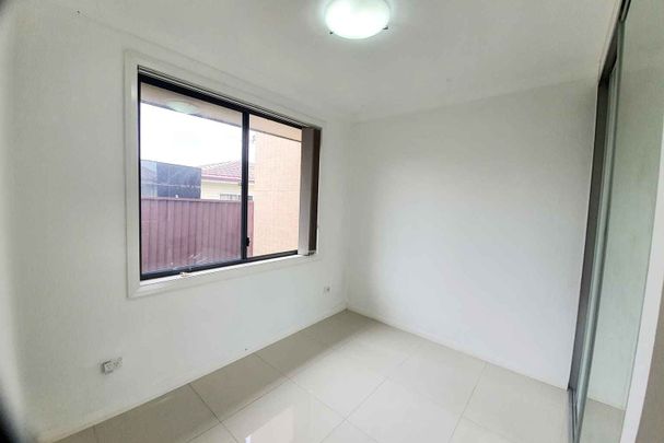 Neat & Tidy Granny Flat in a Convenient Location - Photo 1