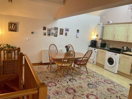 1 bedroom semi-detached house to rent - Photo 3