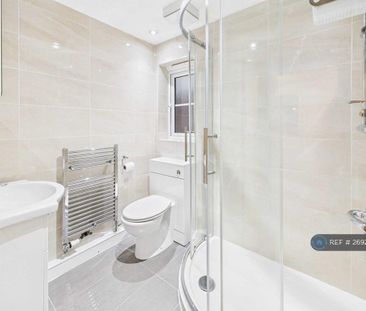 4 bedroom detached house to rent - Photo 4