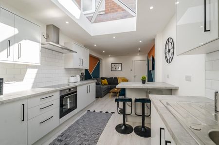 Winchester Street Room 2 - Photo 5