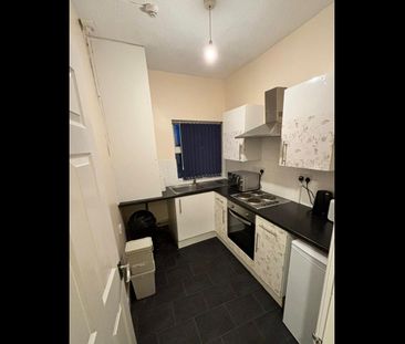 Studio Flat, Picton Road, L15 - Photo 2