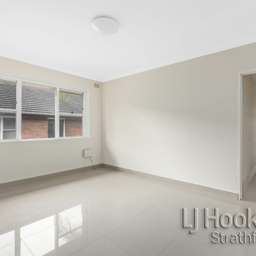 Two Bedroom Apartment - Photo 1