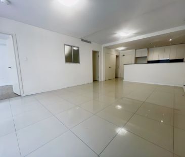 2 Bedroom(with furniture) - Photo 1