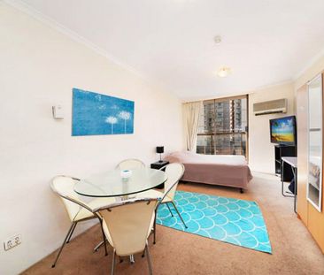 Conveniently located amongst CBD Spacious residence Furnished - Photo 6