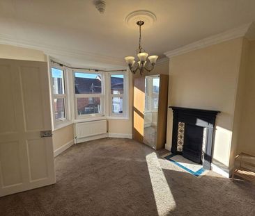 4 bedroom terraced house to rent - Photo 1